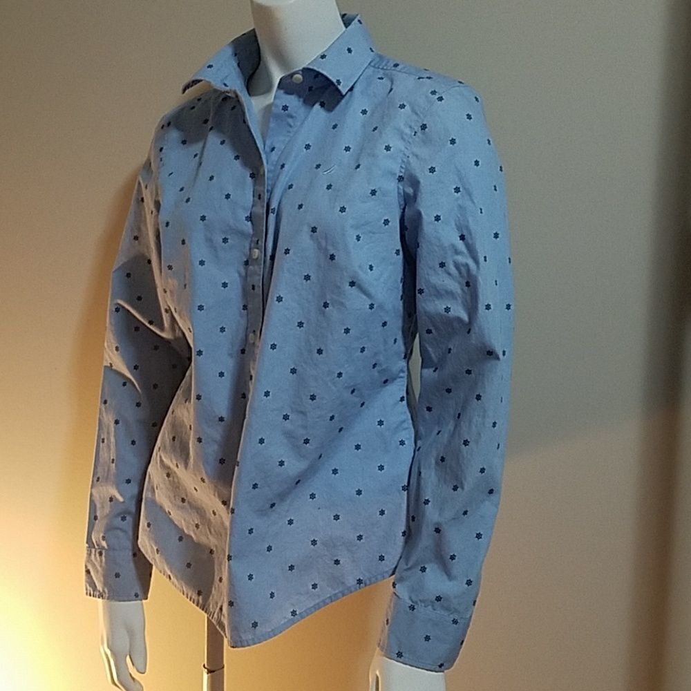 Nautica Blue Boat Wheel Print Button Down Shirt (M)